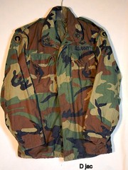 Camo field jacket wanted..trade? 702 373 5062 rio rancho