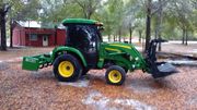 2004 John Deere 3320 4WD 29HP Turbo AC CAB 610 hrs