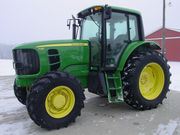Like New 2OO9 John Deere 7130 MFWD 4WD CAB 121HP = $13, 700 US =