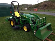2008 John Deere 2320 Mini Tractor