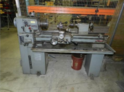 Clausing machine lathe model 5914